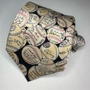 AUTHENTIC BASEBALLS AND SIGNATURES Classic Silk Museum Artifacts Tie